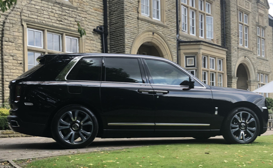 Rolls Royce Cullinan limo hire London
