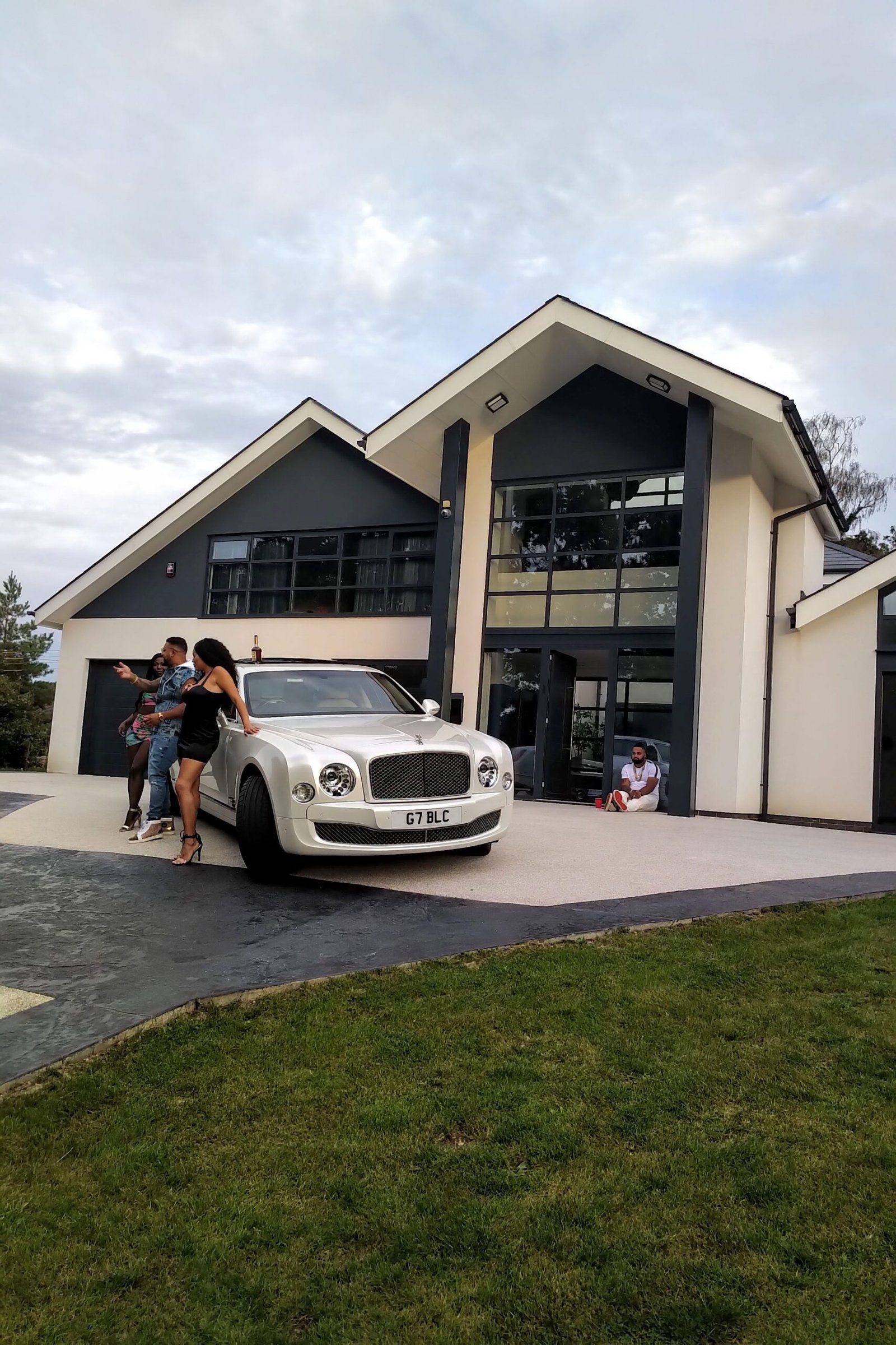 bentley mulsanne at london wedding