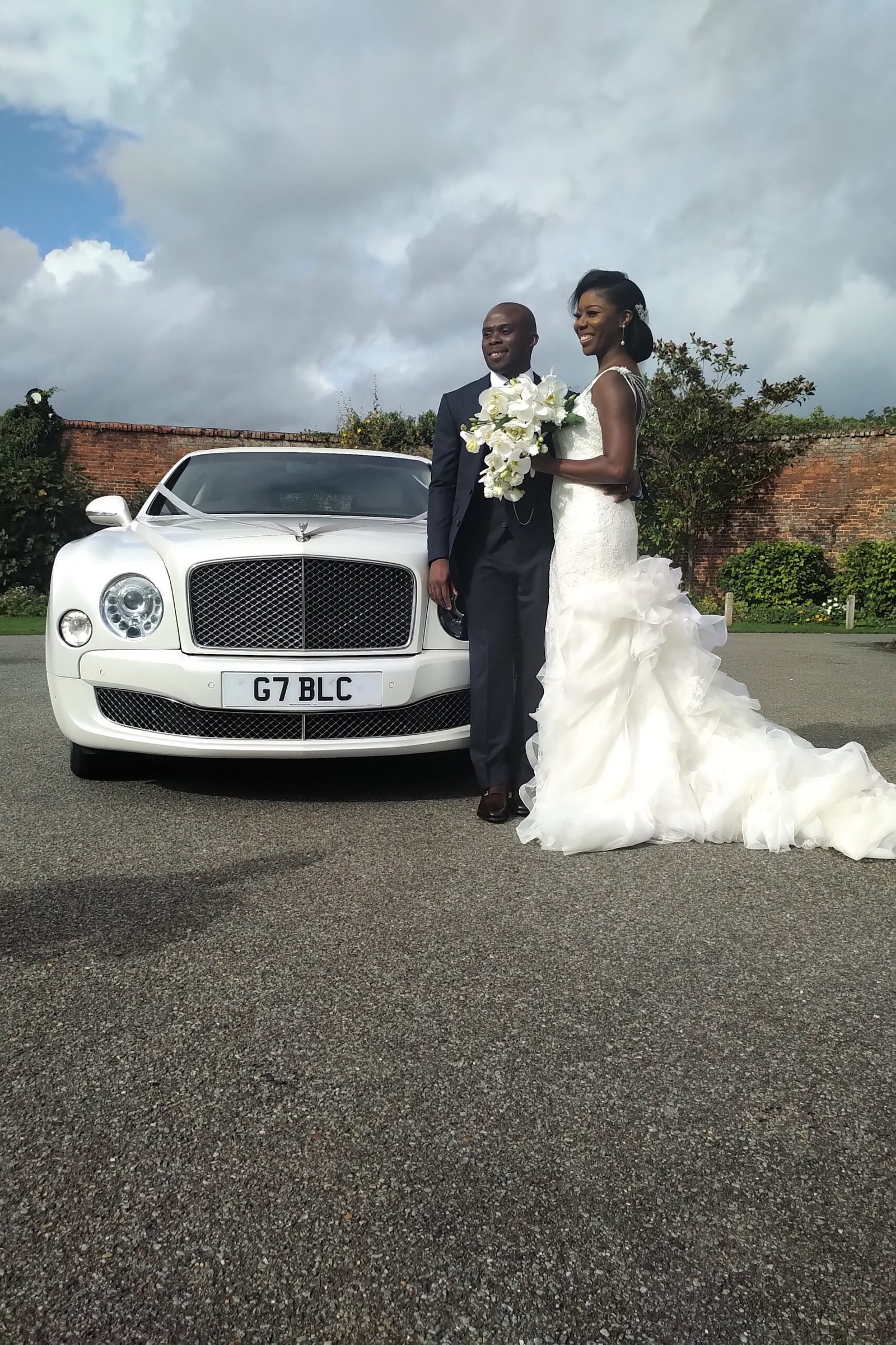 bentley mulsanne with bride and groom
