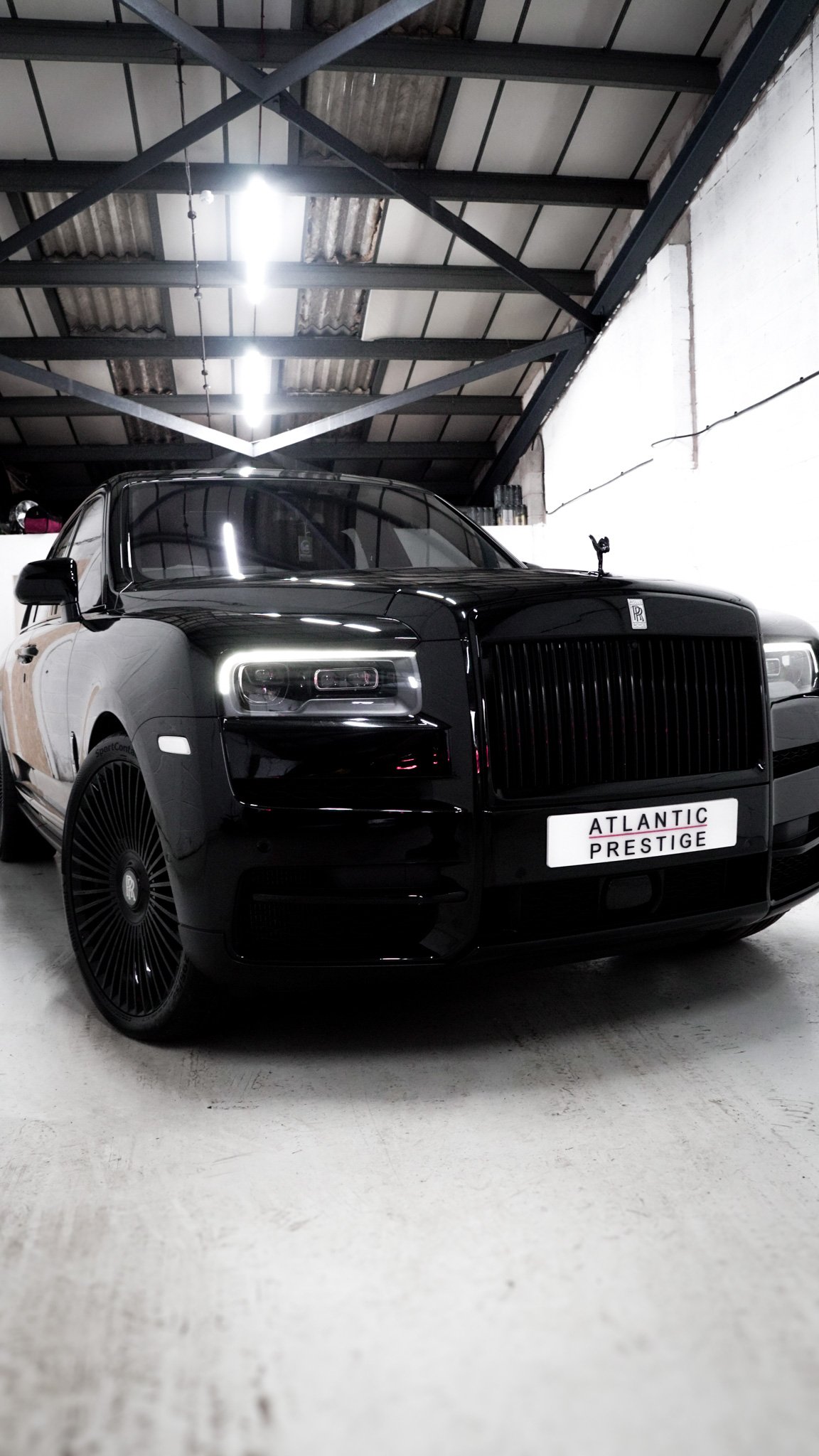 rolls royce cullinan hire london