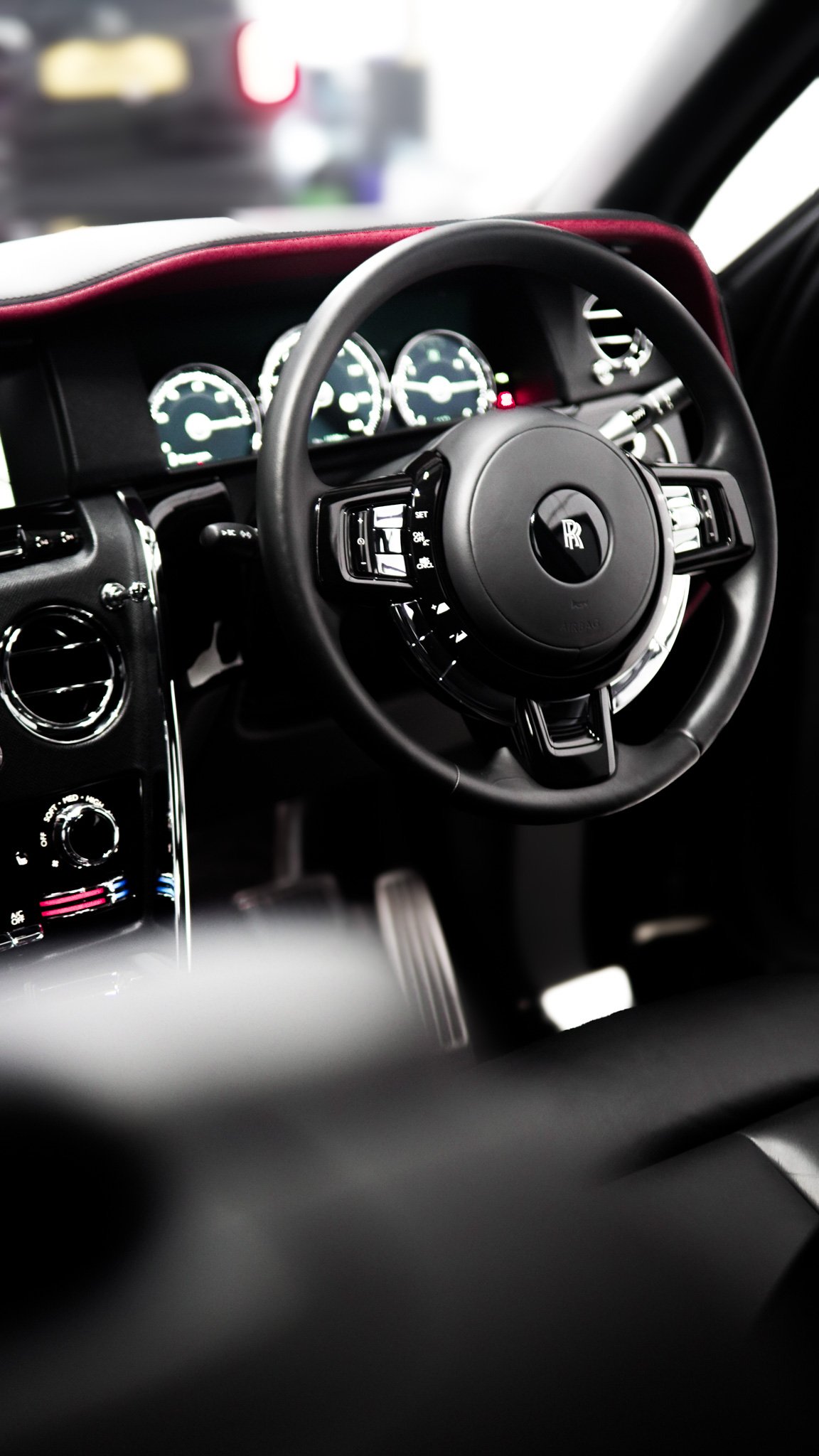 rolls royce cullinan interior