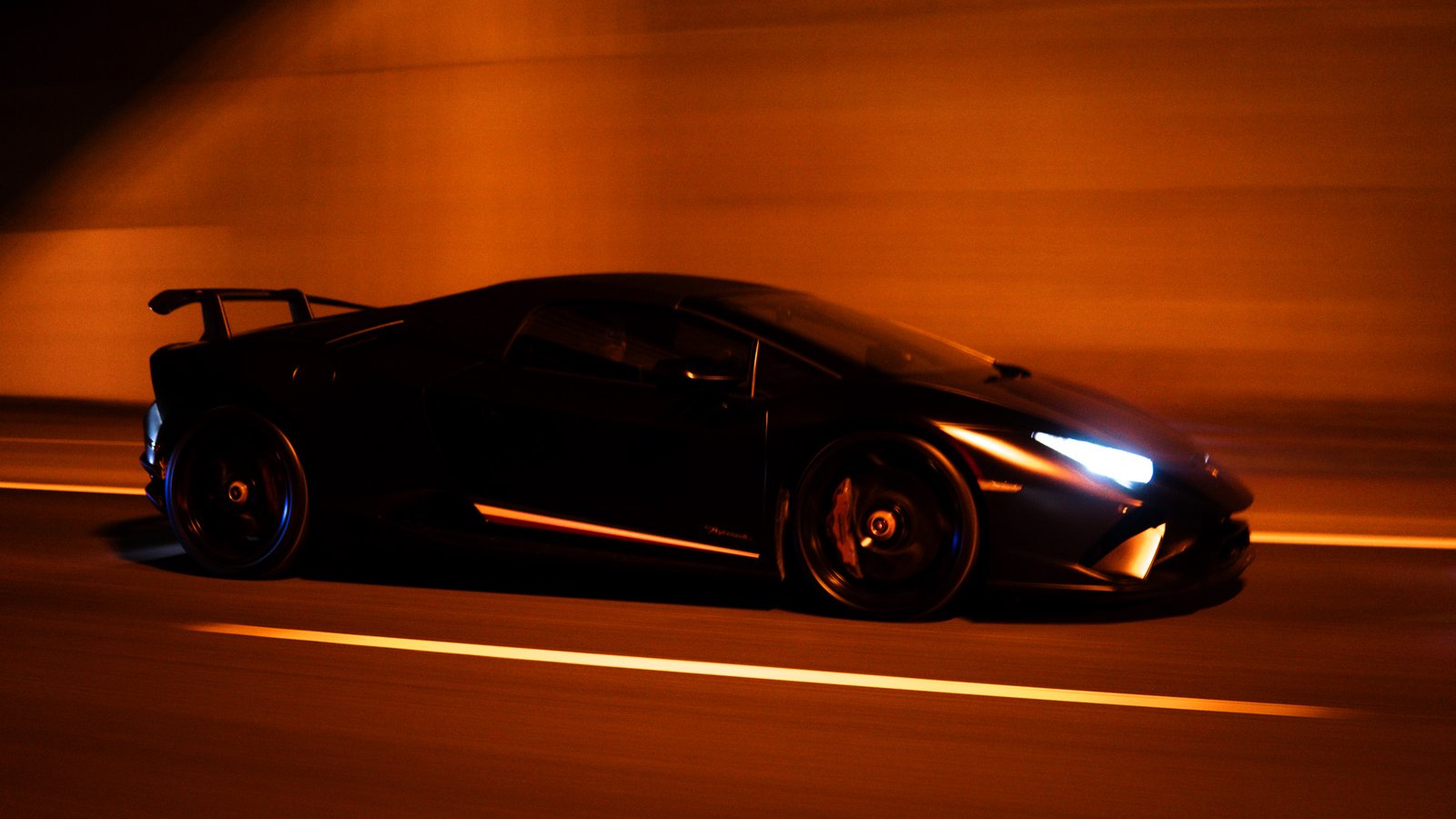 lamborghini huracon hire london