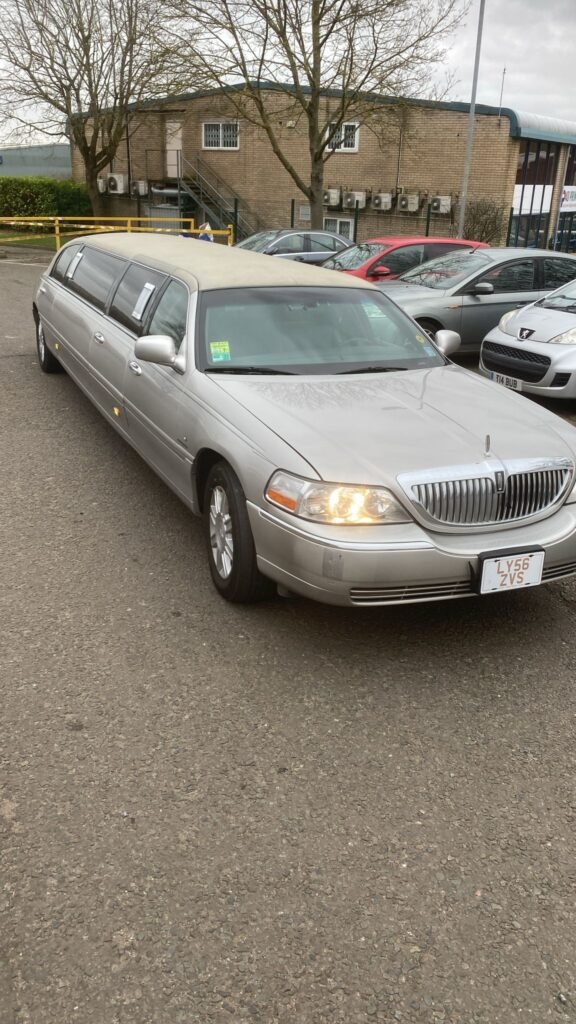 limo hire Croydon