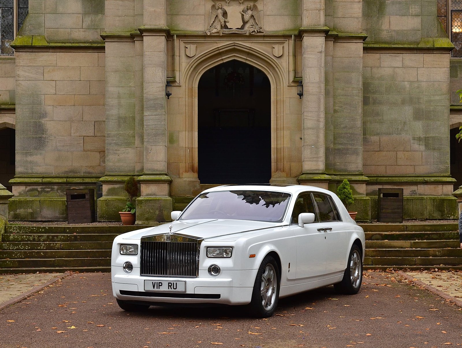 luxury car in london