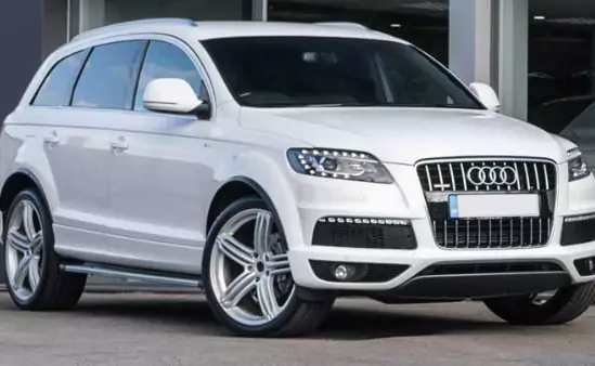chauffeur driven audi q7