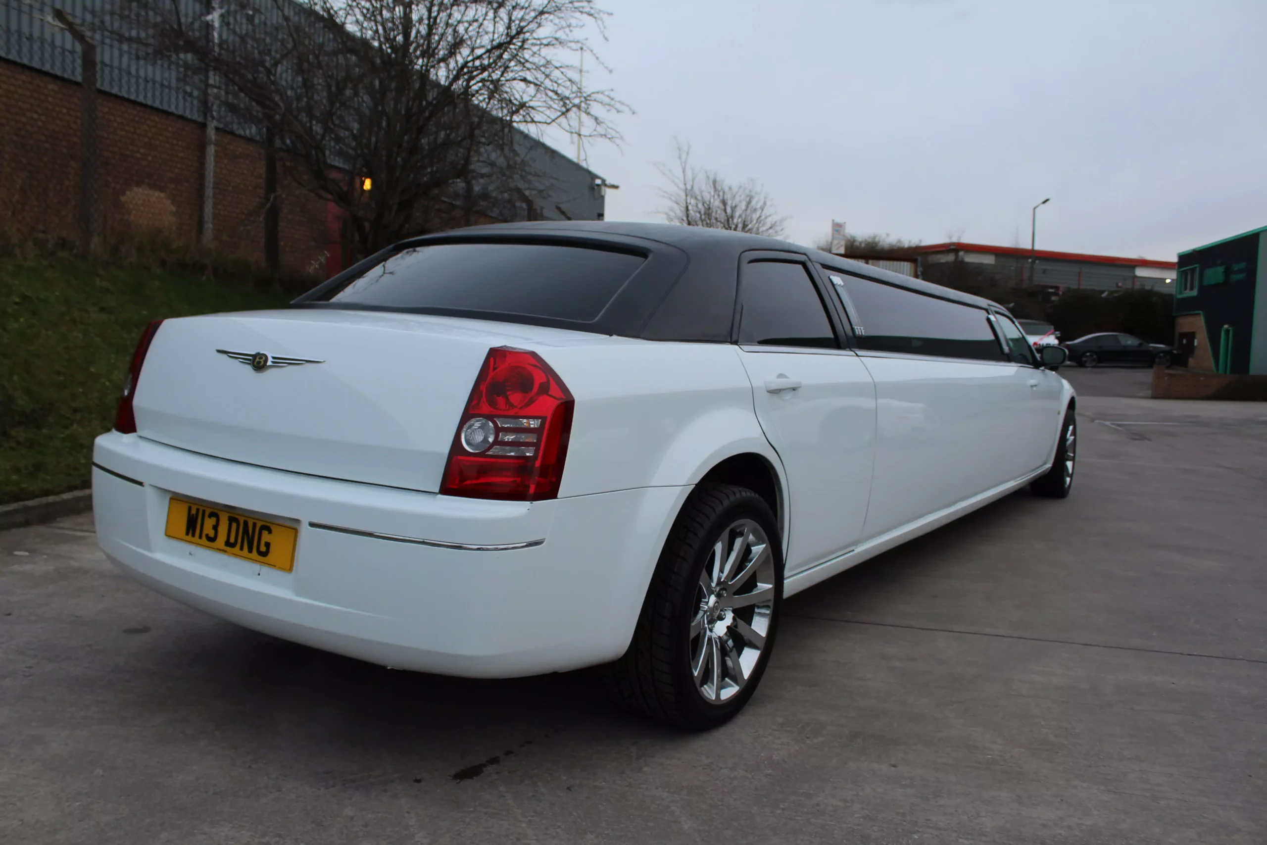baby bentley stretch limo for airport transfer
