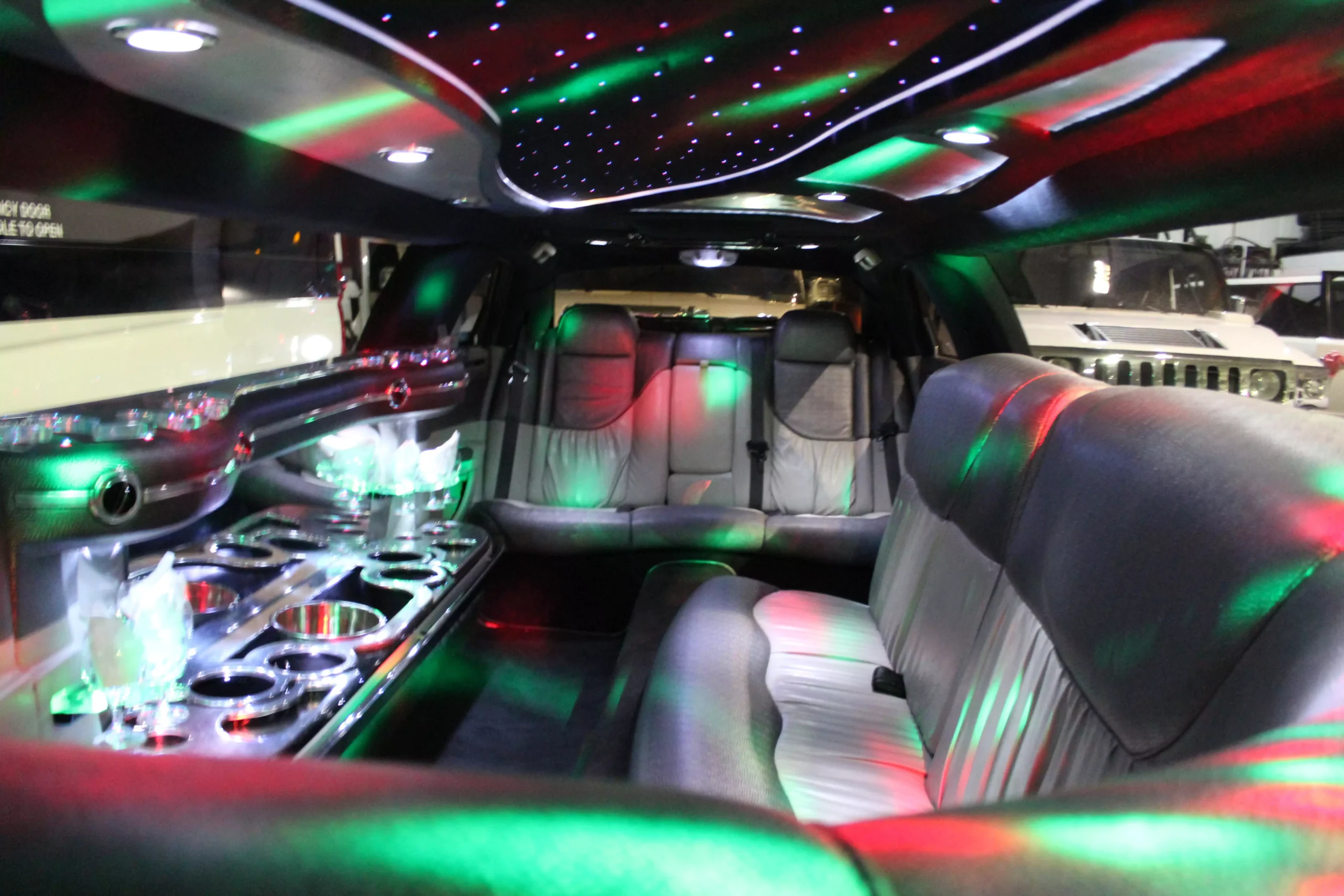 stretch chrysler baby bentley limo interior