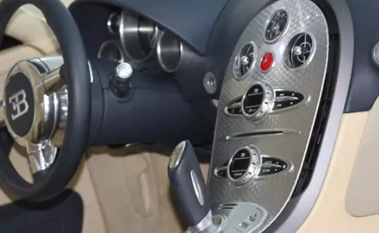 bugatti veyron interior