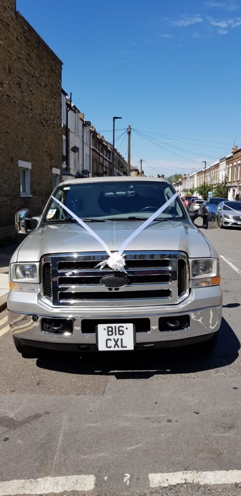 stretch ford excursion limousine