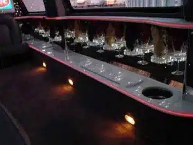 lincoln navigator interior with luxury drinks