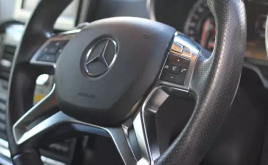 mercedes g wagon steering wheel|
