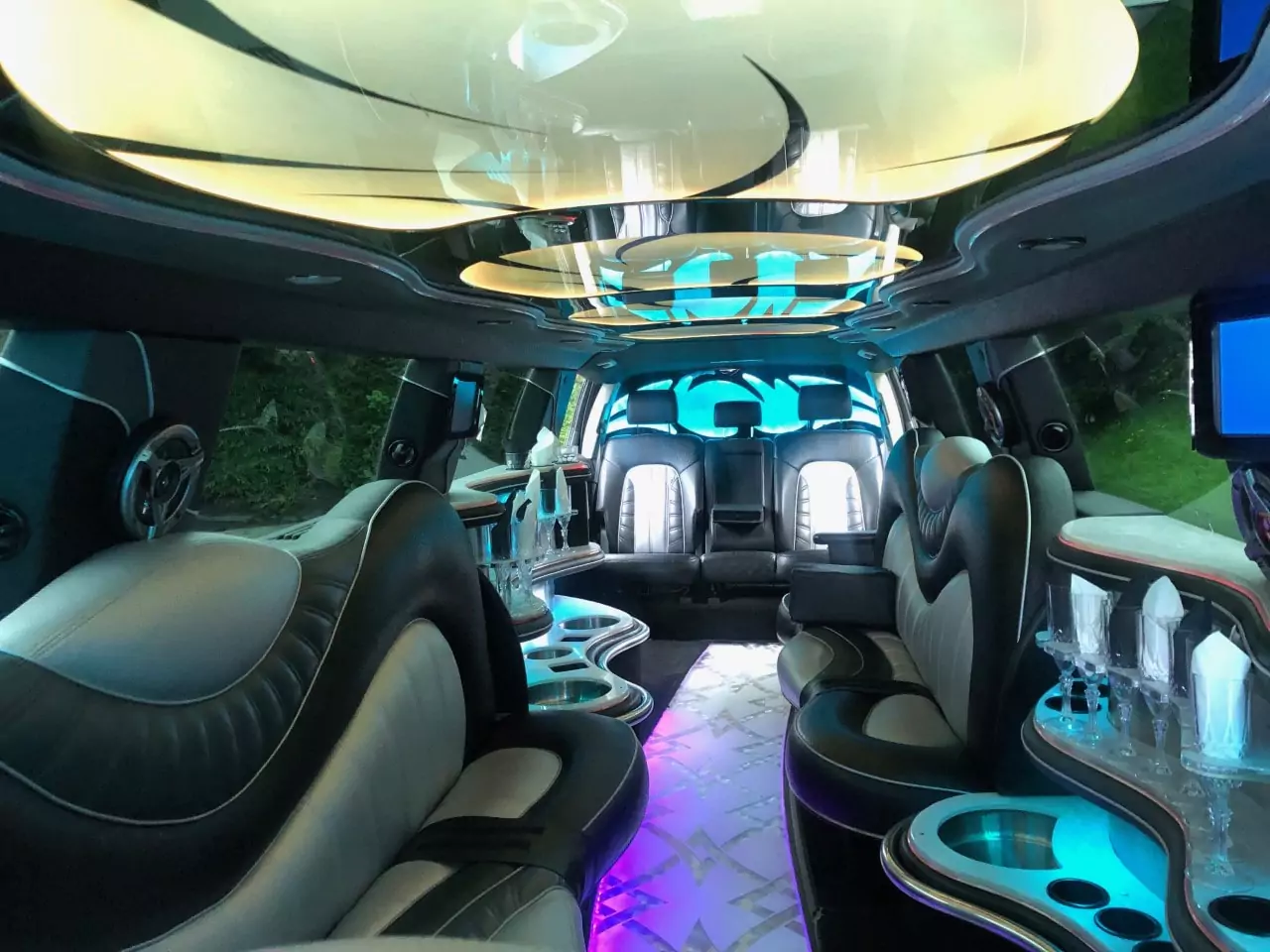 audi limo interior