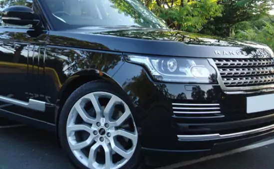 chauffeur driven range rover vogue hire london